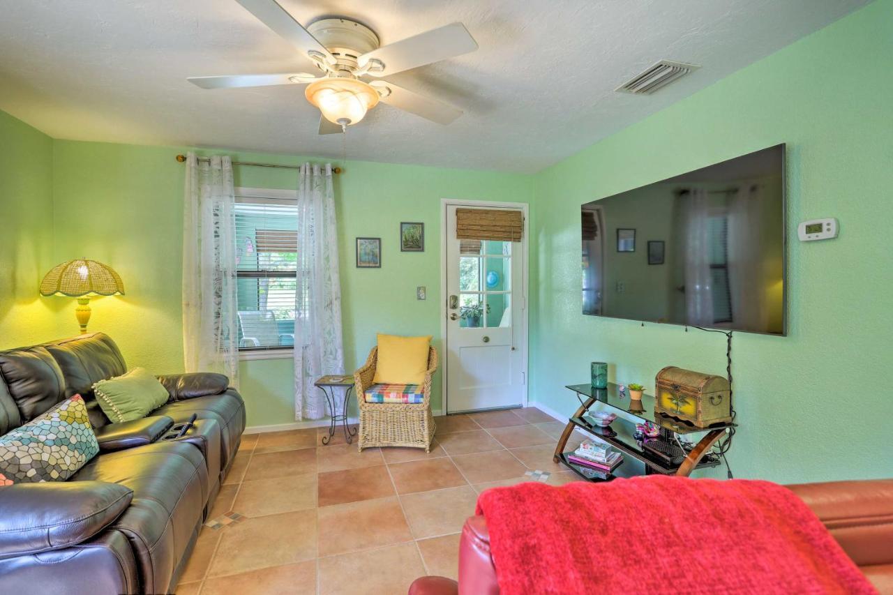 Vibrant Rockledge Home About 2 Mi To Cocoa Village! Exterior photo